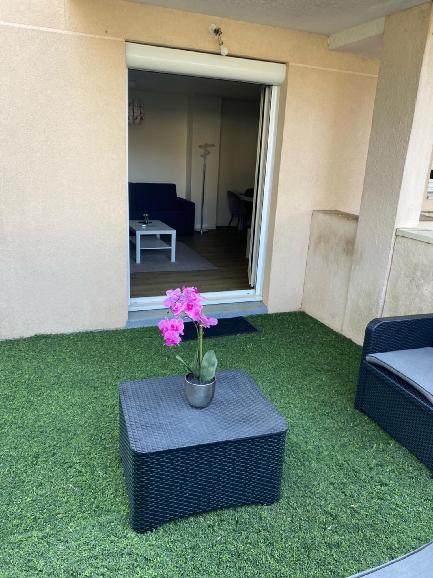 Logement Entier Chambre+Salon + Jardin & Terrasse Les Ulis Exterior foto